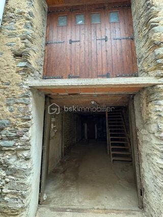  Remise / Grange à vendre 4 pièces 137 m²