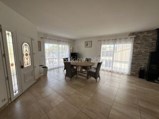  Maison  vendre 4 pices 190 m