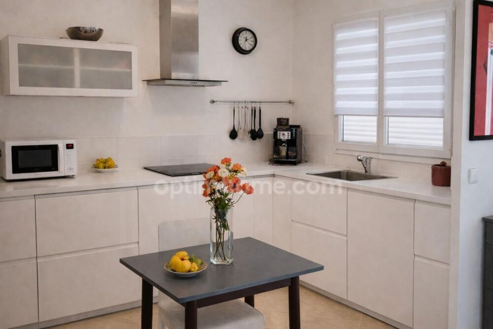 Jolie villa plain-pied de 110 m² à REGUSSE (83)