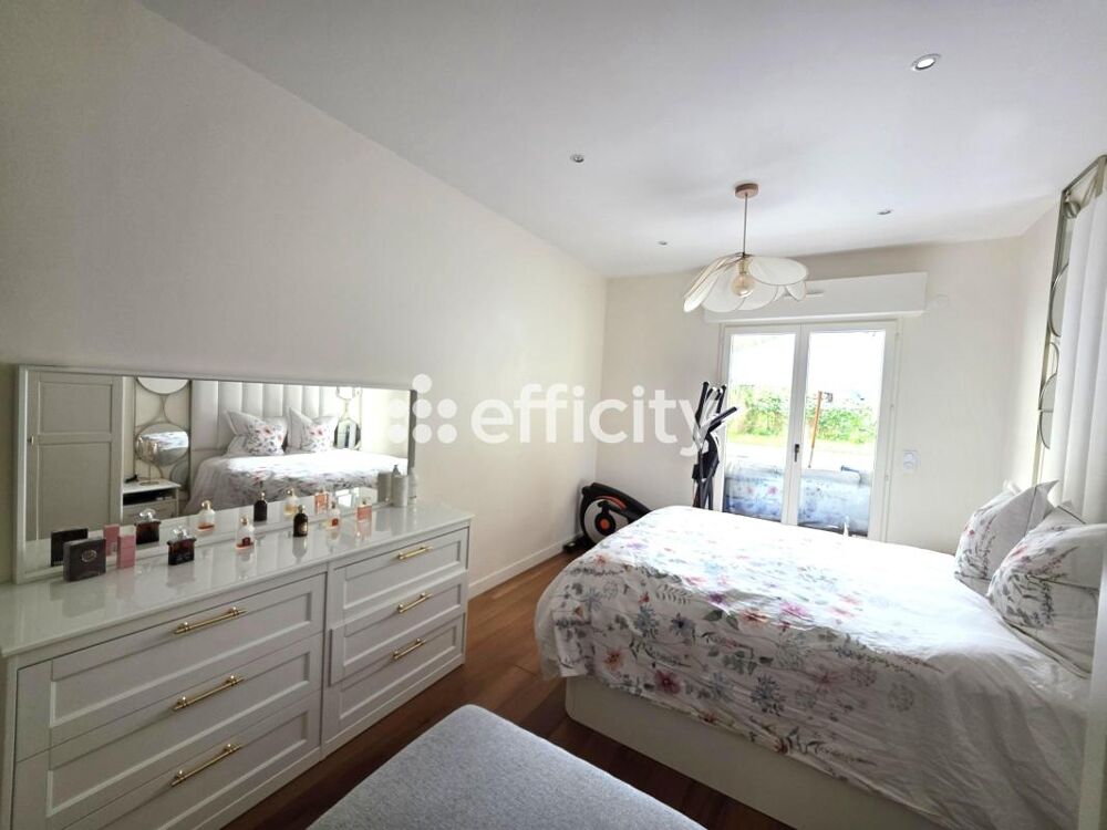 à vendre  Appartement Levallois-Perret (92300)