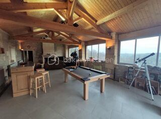  Propri�t�/ch�teau � vendre 6 pi�ces 230 m�