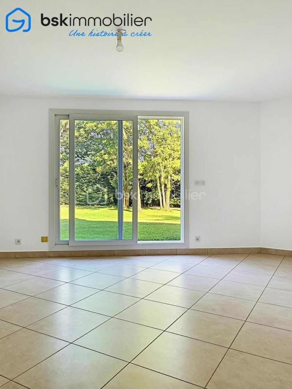 à vendre  Propriété/château Feucherolles (78810)
