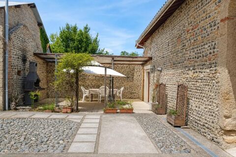   Maison de 7 pi�ces de 193 m� � Labatut-Rivi�re Maison - 7 pi�ce(s) - 283 m�