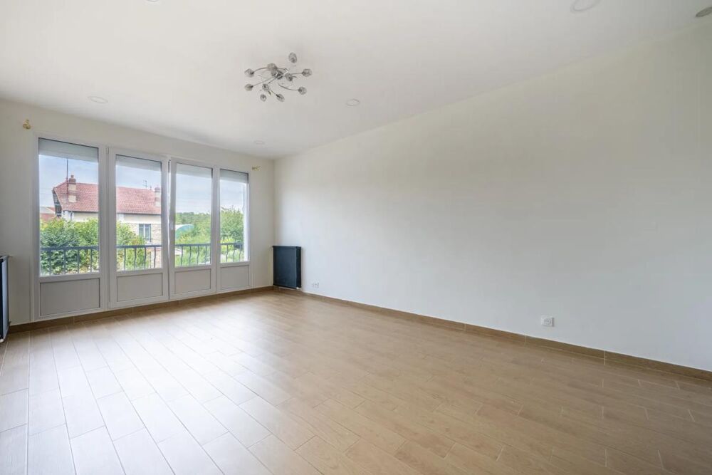 Vente Maison Maison de 5 pièces de 190 m² située à Groslay Groslay
