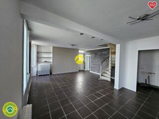  Maison  vendre 14 pices 180 m