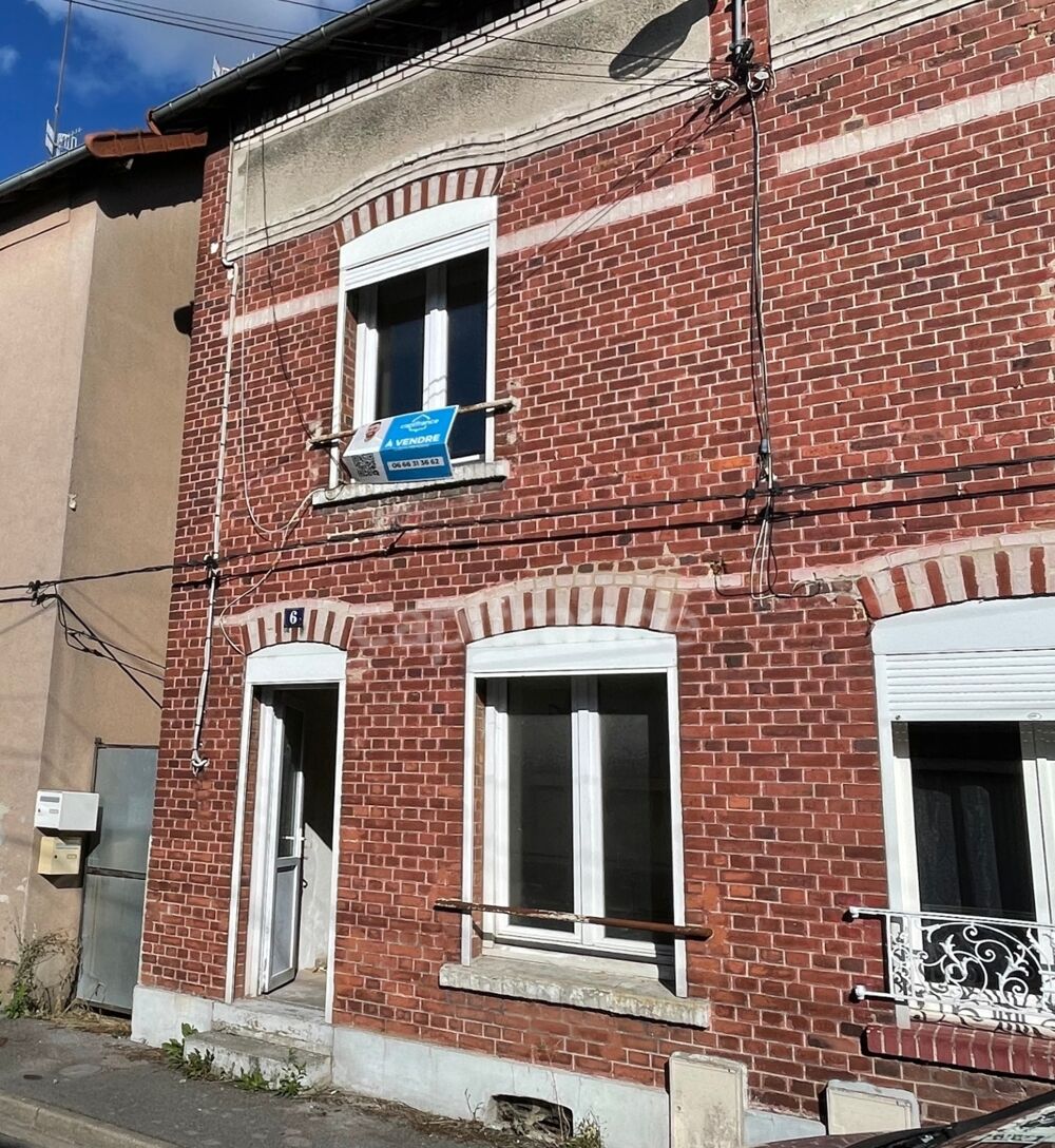 Maison 2 à 3 chambres à rafraîchir
