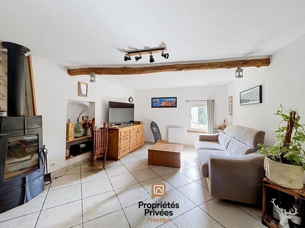 Vente Maison Maison rénovée au coeur de Tourves 90m2, 2chambres, 1 bureau Tourves