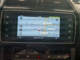 F-PACE 2.0 D - 180 ch 2WD BVA8 Prestige 2017 occasion 78200 Mantes La Jolie