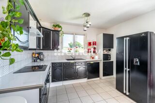  Villa à vendre 7 pièces 122 m²