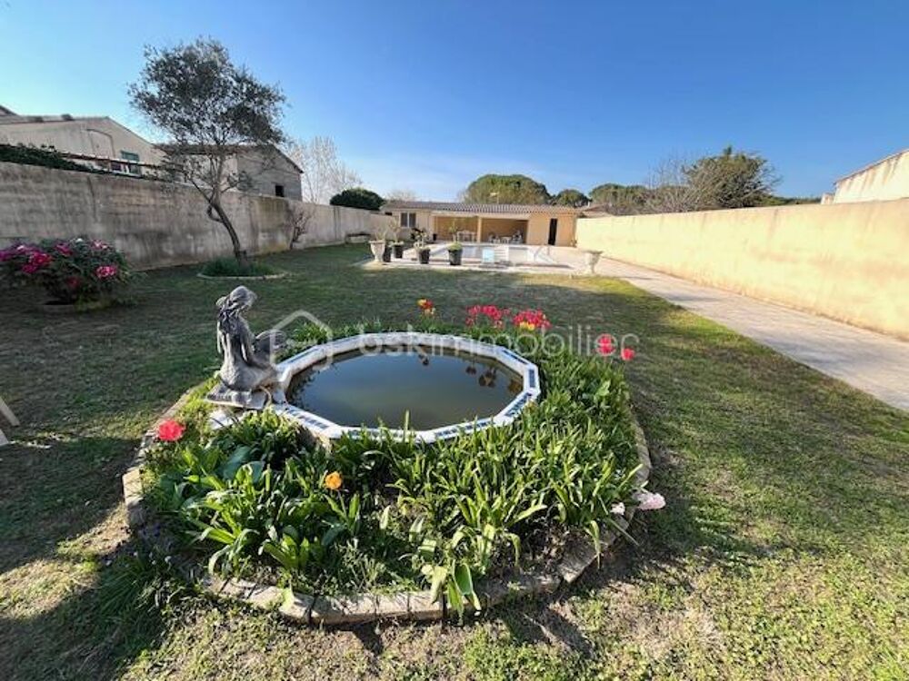 LANSARGUES  PROPRIÉTÉ AVEC MAISON DE 210 M², HANGAR DE 240 M², PISCINE ET POOL HOUSE