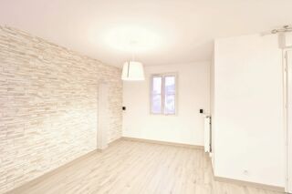  Duplex/triplex  vendre 3 pices 68 m