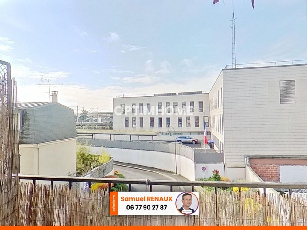 Gare RER "Le Raincy - Villemomble" - Appartement à rénover de 3 pièces avec balcon et cave
