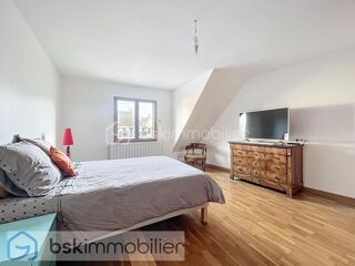  Maison à vendre 10 pièces 215 m²