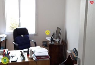  Proprit/chteau  vendre 5 pices 110 m