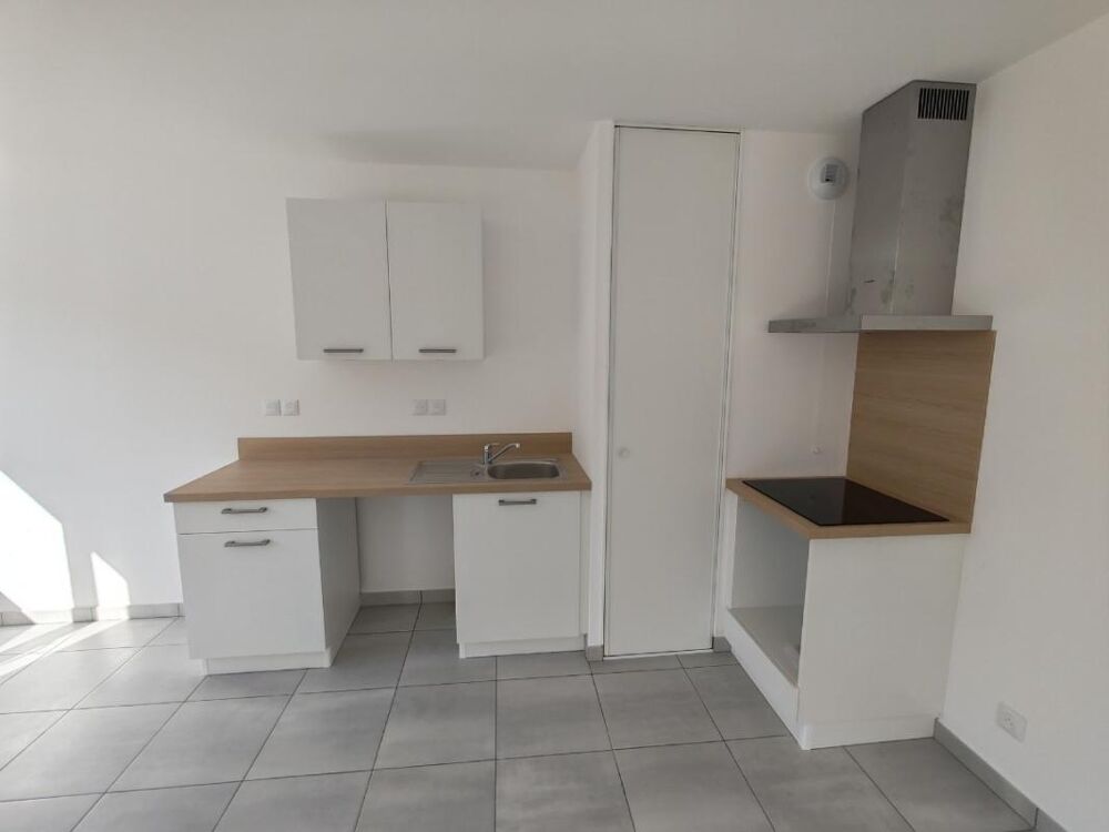 Location Appartement T3 avec balcon et  à ST PIERRE EN FAUCIGNY Saint pierre en faucigny