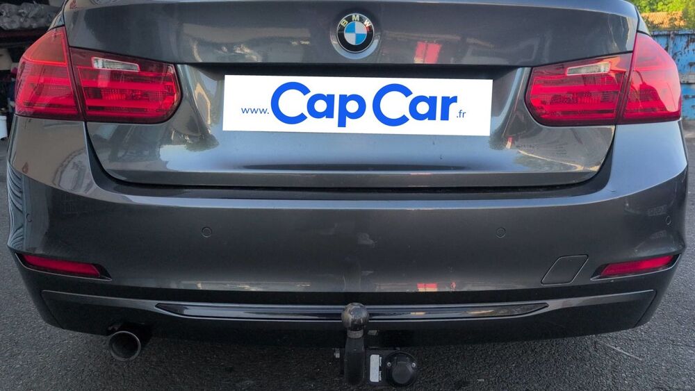 S&eacute;rie 3 (F30) 318d 143 xDrive Sport 2015 occasion 69570 Dardilly
