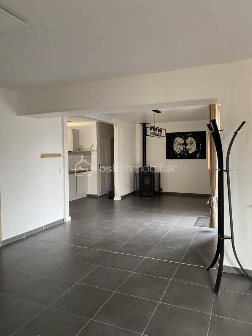 Secteur DREUX - Maison familiale de plain-pied avec sous-sol total - 3 chambres - Terrain de 721 m²