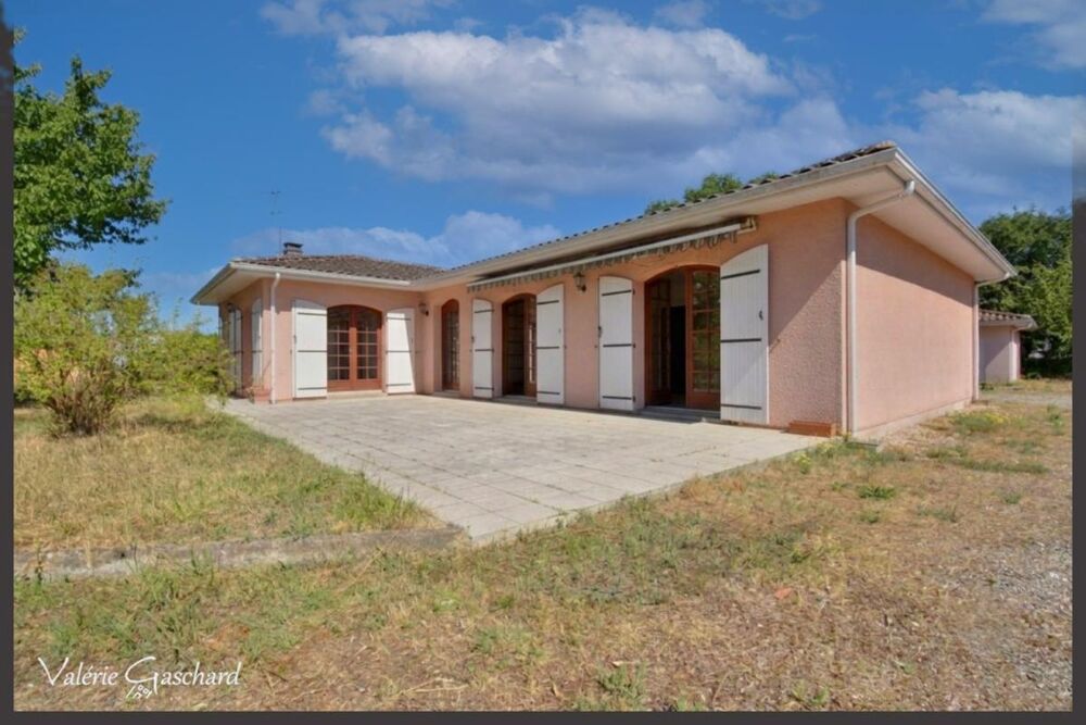 Le Pizou (dordogne) maison de 128 m² + 2850 m² de terrain et triple garage