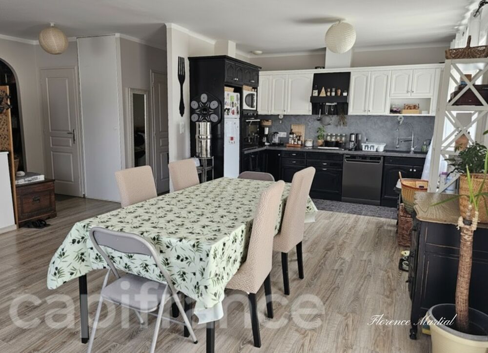 Maison individuelle T4  DPE C, grand balcon et sous-sol complet à Marsannay-la-Côte (21)