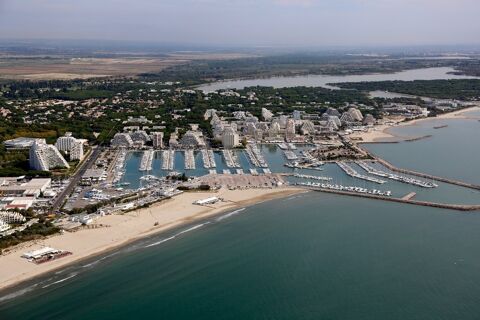 HERAULT (34) LA GRANDE MOTTE (34280) &agrave; vendre fonds de commerce Restaurant en Emplacement N&deg;1 face &agrave; la mer 825000 34280 La grande motte