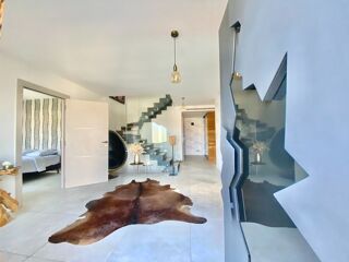  Villa  vendre 6 pices 265 m