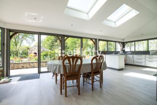 Propriété/château à vendre 9 pièces 250 m²