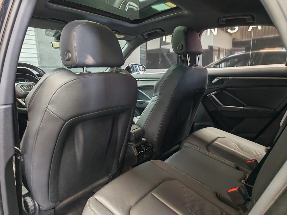 Q3 35 TFSI S line 2024 occasion 06700 Saint Laurent Du Var