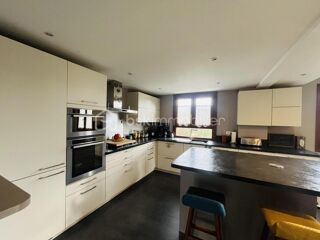  Maison � vendre 8 pi�ces 222 m�