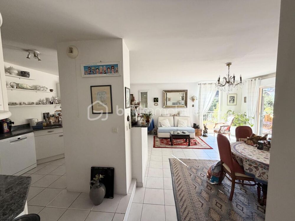 � vendre  Appartement La Croix-Valmer (83420)