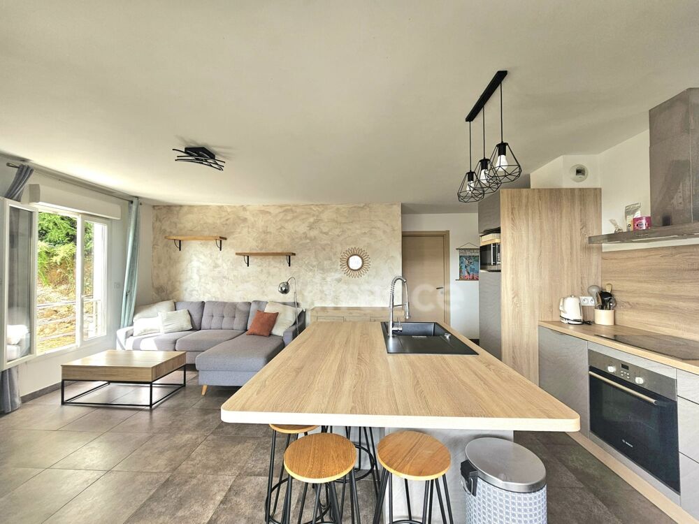 Vente Appartement Appartement T2 meublé de 54 m2 avec terrasse couverte à BASTIA (HAUTE CORSE) - Normes PMR Bastia