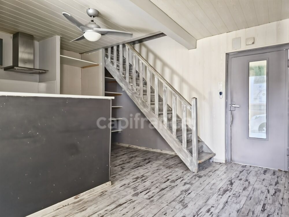 Ensemble immobilier - Local commercial, partie production et son habitation avec vue sur rivière