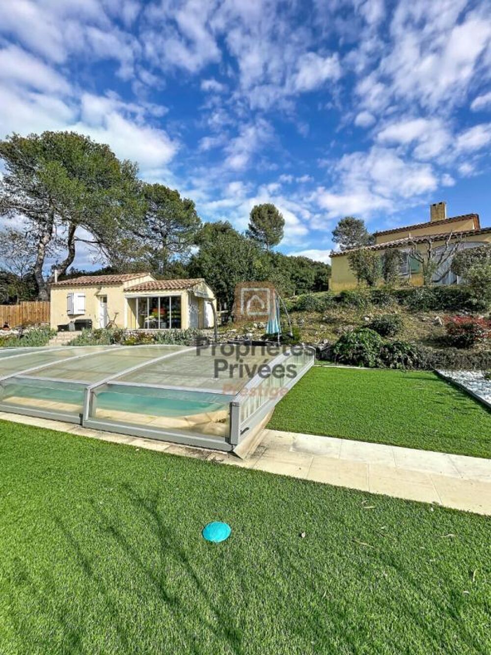 � vendre  Villa Saint-Maximin-la-Sainte-Baume (83470)