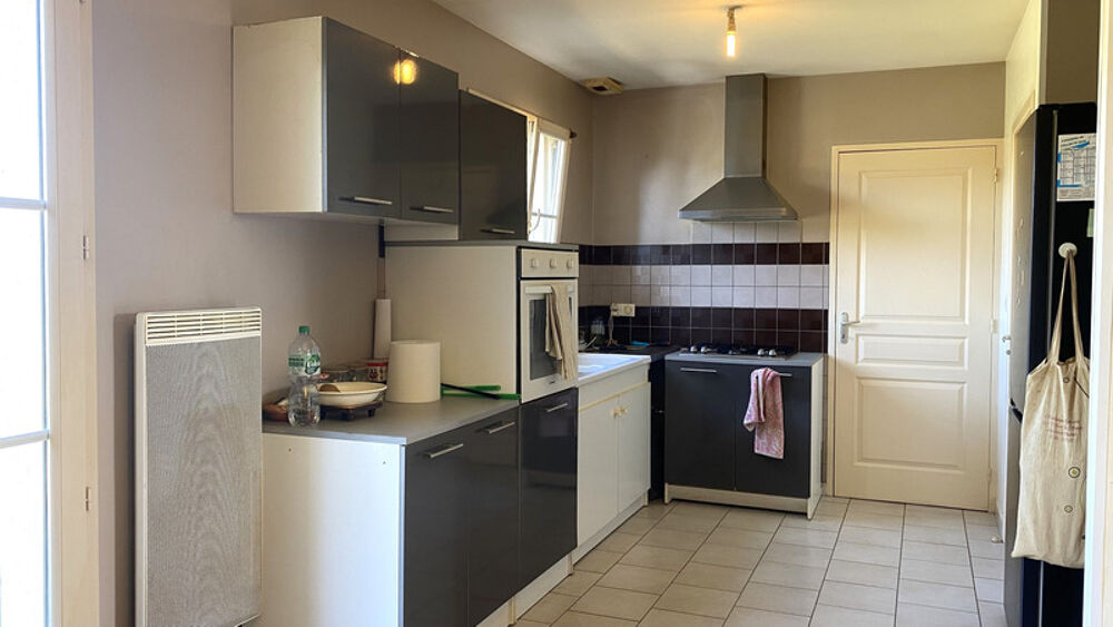 À vendre  Pavillon de plain-pied -2 chambres - jardin et garage COUTARNOUX (89)