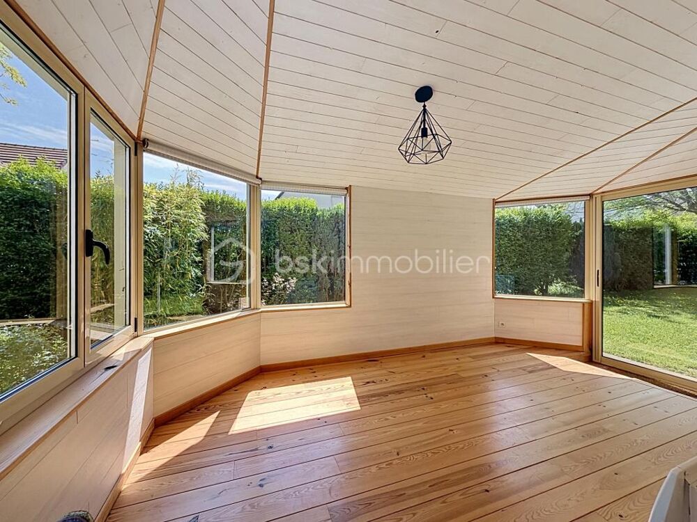 Vente Maison Maison de 5 pièces sur la commune d'Escoville Escoville