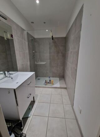  Immeuble à vendre 6 pièces 150 m²