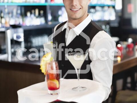 GARD (30) LE GRAU DU ROI (30240) &agrave; vendre Fonds de commerce bar restaurant EMPLACEMENT N&deg;1 QUAI COLBERT 299900 30240 Le grau du roi