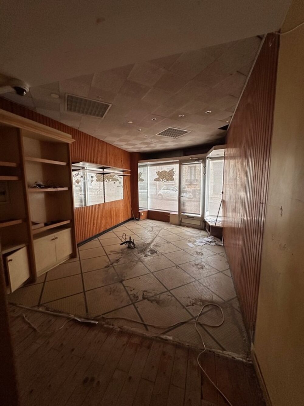 DIJON RUE LENOTRE PLATEAU DE 38 M2 VIABILISÉ A RÉNOVER