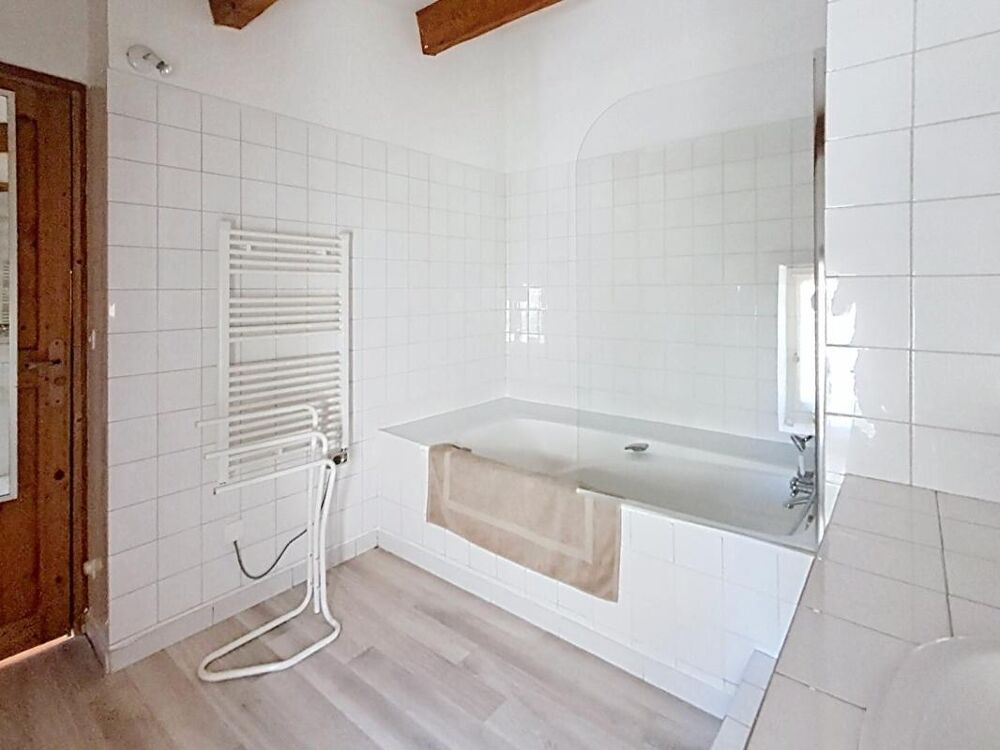 à vendre  Maison Mours-Saint-Eusèbe (26540)