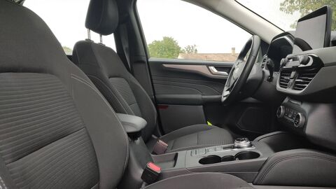 Kuga 2.5 Duratec 190 Hybrid CVT Titanium - Garantie constructeur 2022 occasion 16710 Saint Yrieix Sur Charente