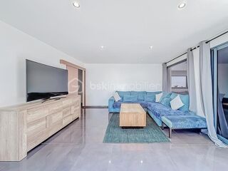  Maison � vendre 8 pi�ces 247 m�
