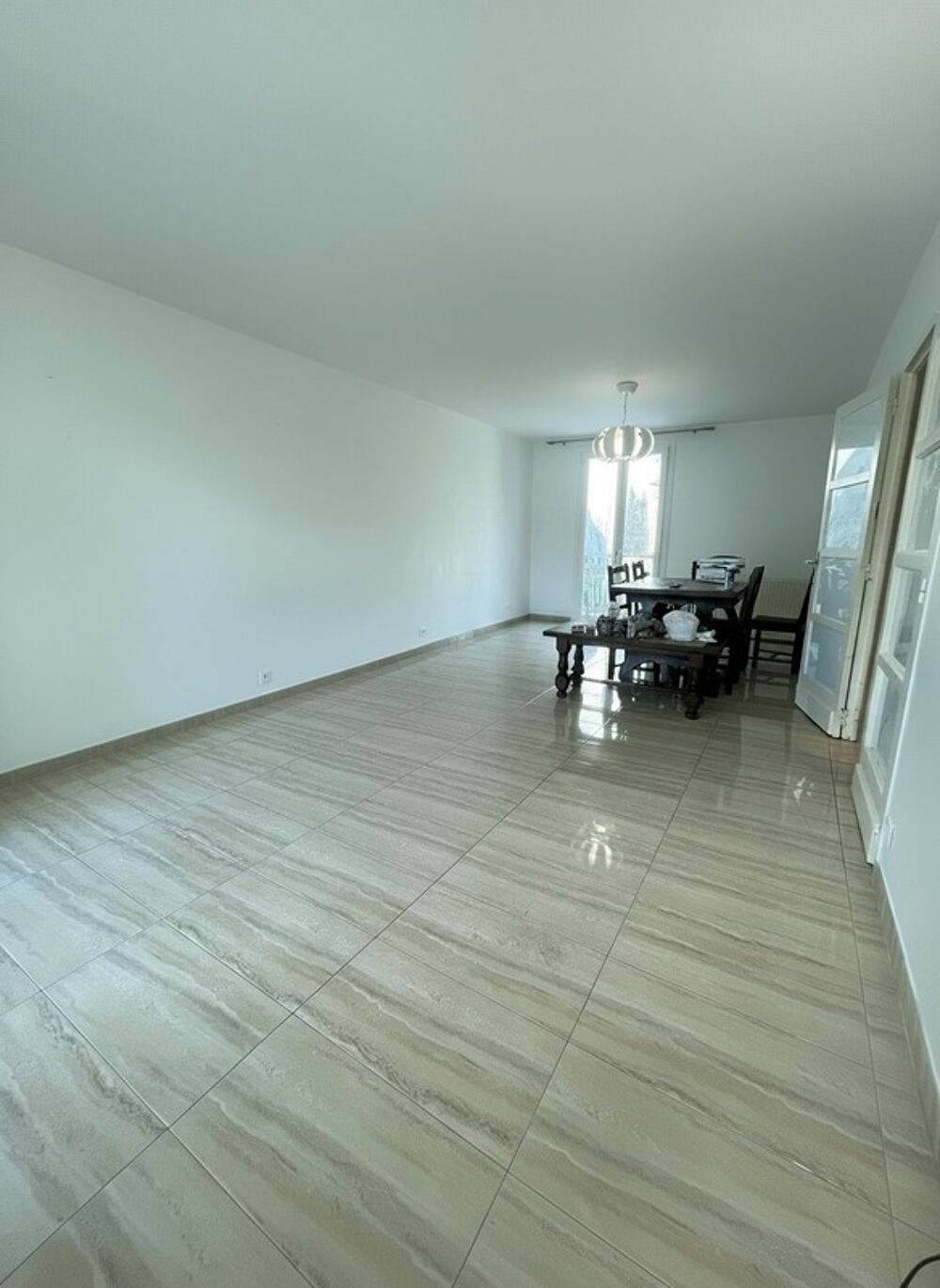 Maison lumineuse 121 m² rénovée à vendre 6 pièces MONTPELLIER (34)