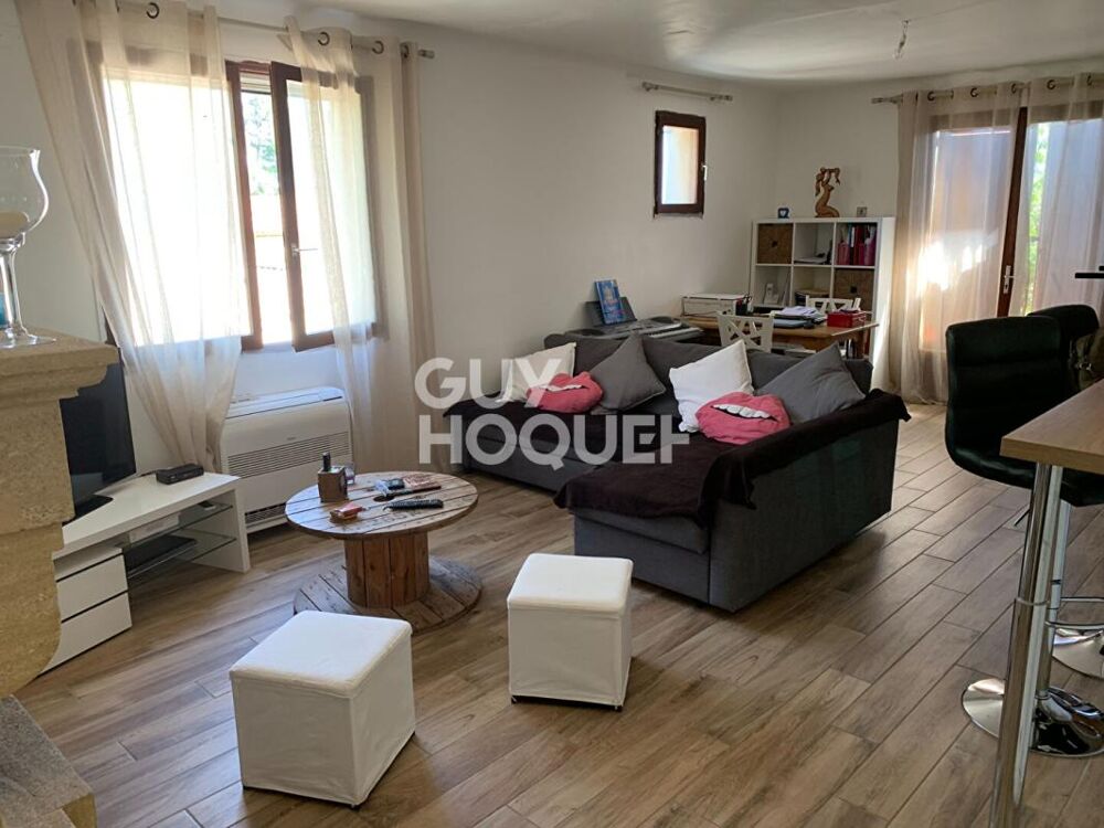 Location Maison Maison à Louer meublée aux Angles  - 5 pièces - 3 chambres - jardin ! (Bail meublé classique d'un an ? préférence bail étudiant Les angles