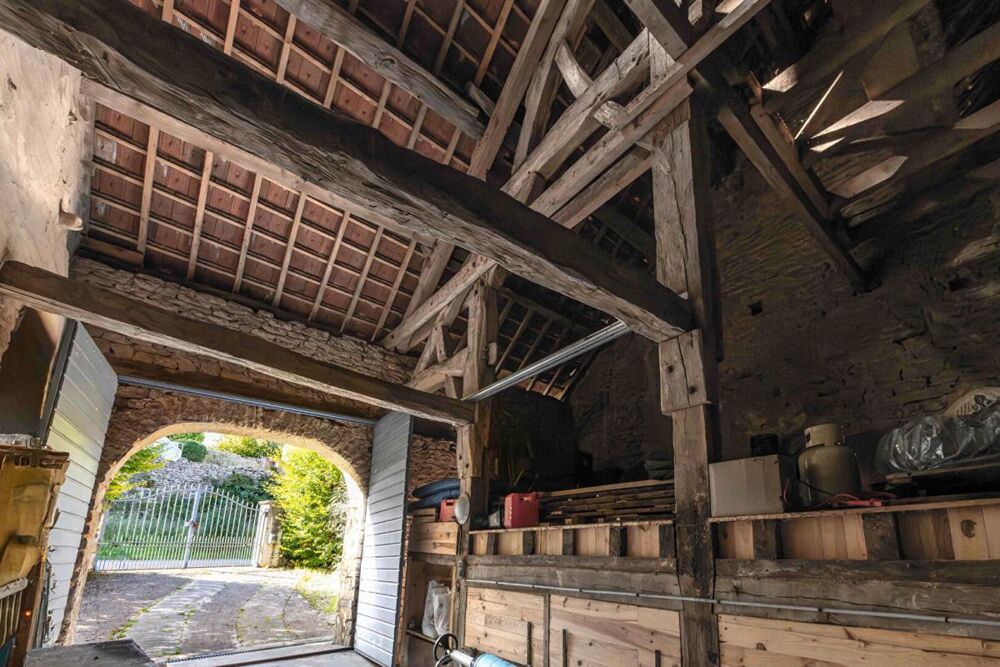 � vendre  Propri�t�/ch�teau Le Fied (39800)