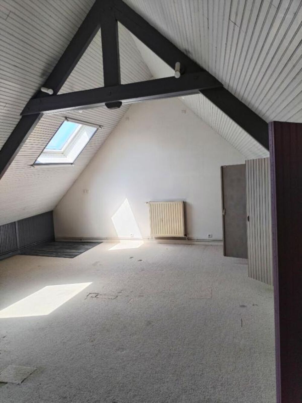 Vente Maison Maison familiale en pierre à Pierreville 7 pièce(s) 190 m2 - 4km de la mer Pierreville