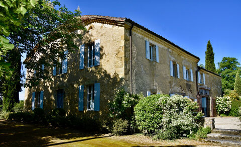   Dpt Gers (32), à vendre BAZIAN propriété P12 de 430 m² avec piscine et terrain de tennis - Terrain de 1,60 Ha Propriété/château - 12 pièce(s) - 426 m²
