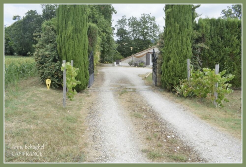 Entre Lectoure et Astaffort- Maison en pierre 5 pièces-127m2- terrain 1526m2