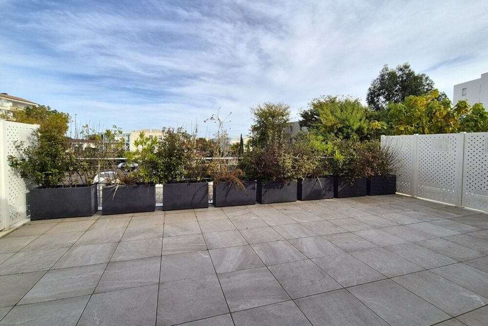 Vente Appartement NANSOUTY - APPARTEMENT FAMILIAL TOTALEMENT RENOVÉ - 4 CHAMBRES - TERRASSE 45 M2 - PARKING - PRESTATIONS HAUT DE GAMME - CALME Bordeaux