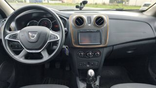 Sandero 0.9 TCe 90 Stepway Explorer - Entretien constructeur 2017 occasion 86100 Chatellerault