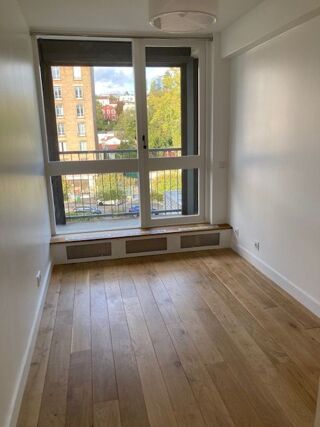  Appartement à louer 5 pièces 81 m²
