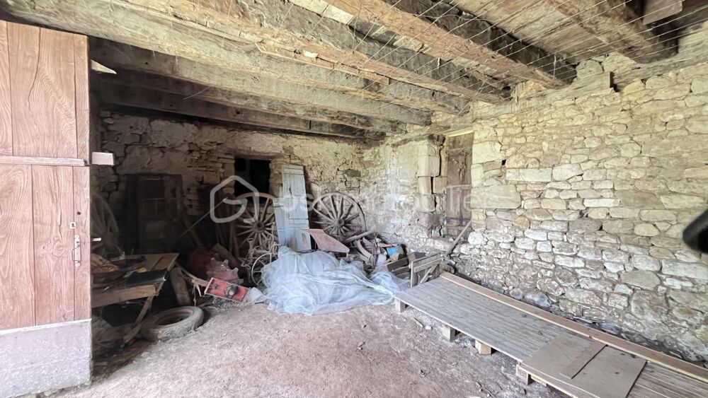 Grange en pierre a magnifier, 150m² au sol